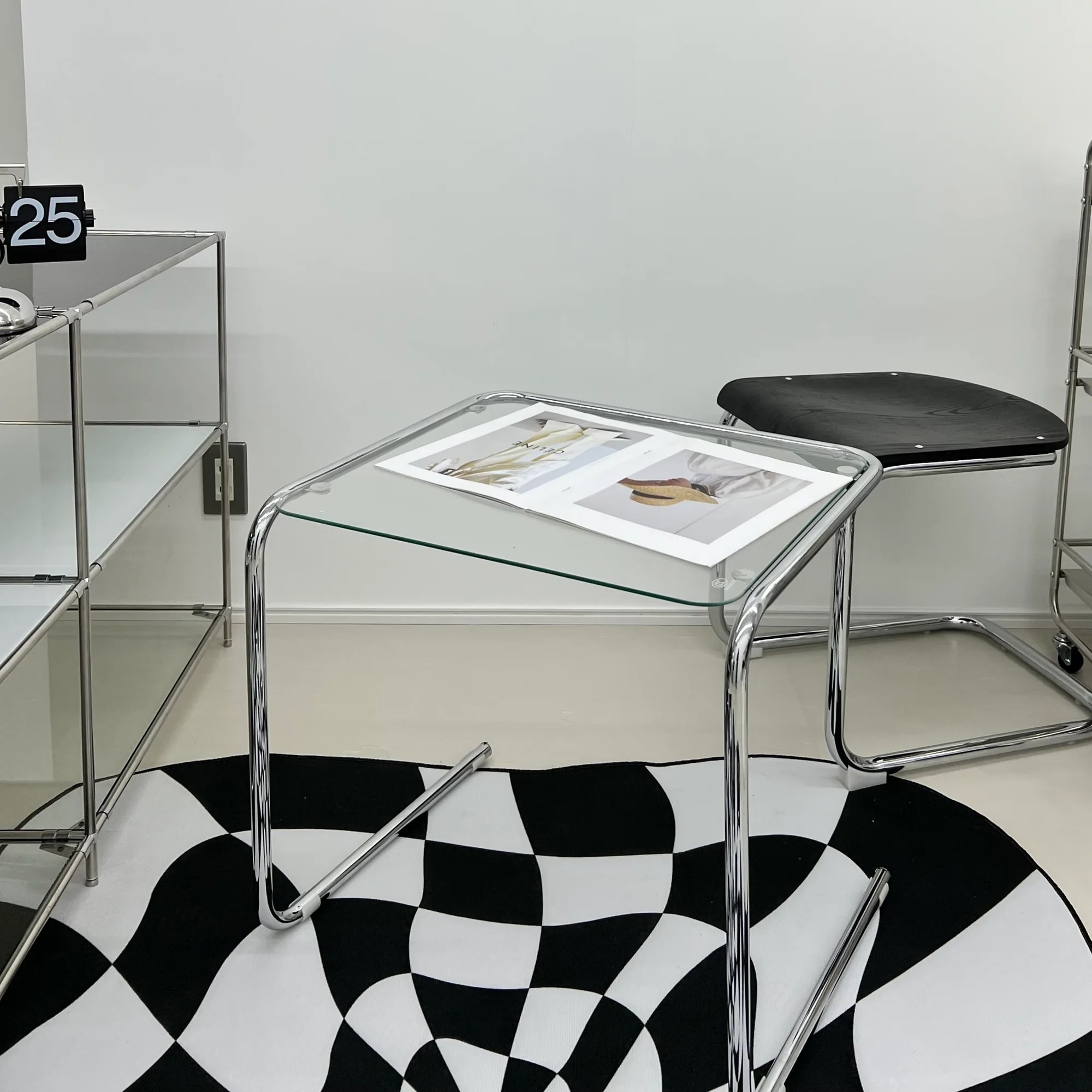 furnihunter T13 サイドガラステーブル furnihunter T13 サイドガラステーブル | サイドテーブル | Ohouse